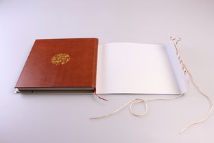 墨韻天府，典藏錦繡 四川大學博物館精裝畫冊的書籍裝幀藝術